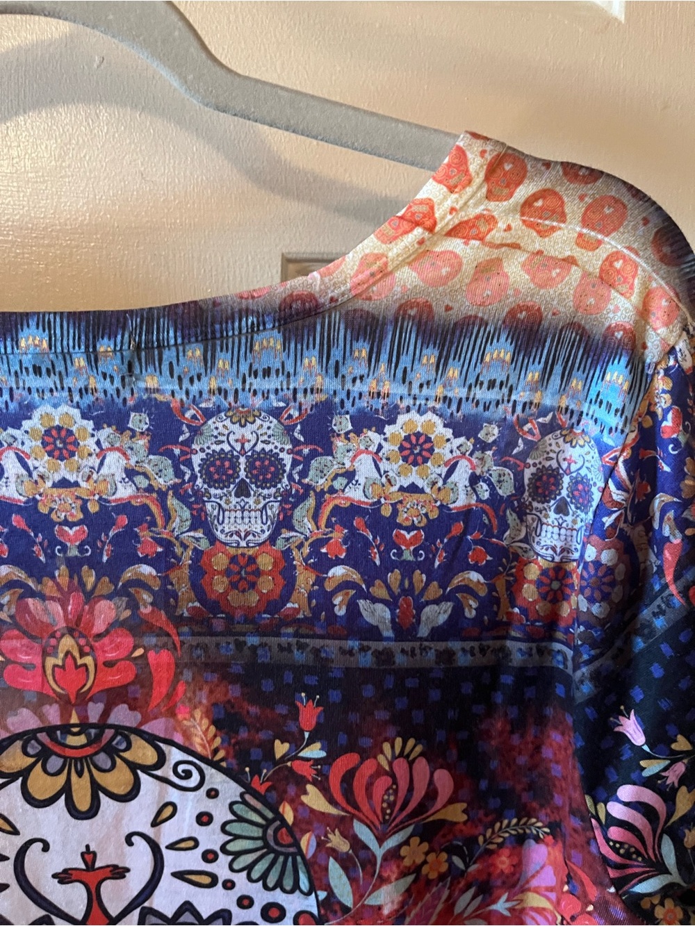 ONE WORLD Navy, Coral and Gold Sugar Skull Floral Top
